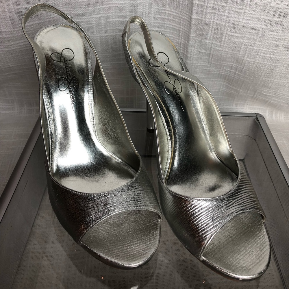 Zapatillas plateadas 👠